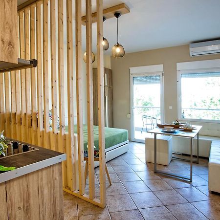 Golden Suites Ofrínion Eksteriør bilde