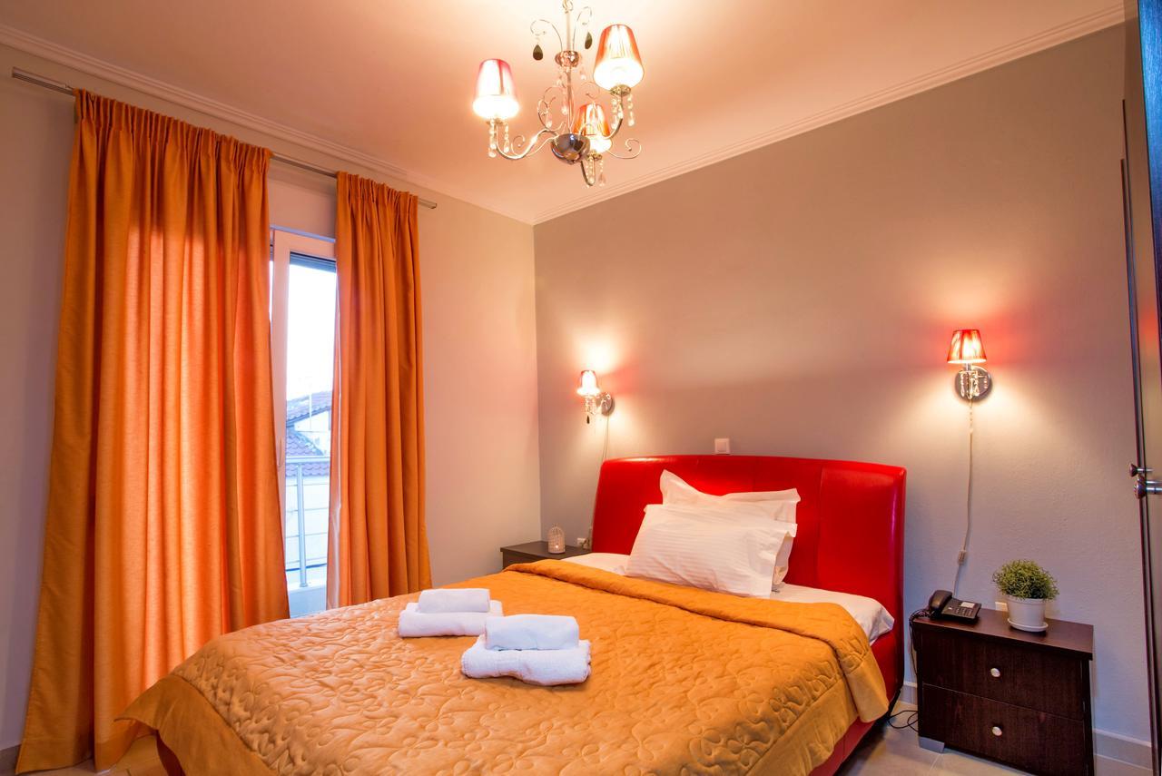 Golden Suites Ofrínion Eksteriør bilde