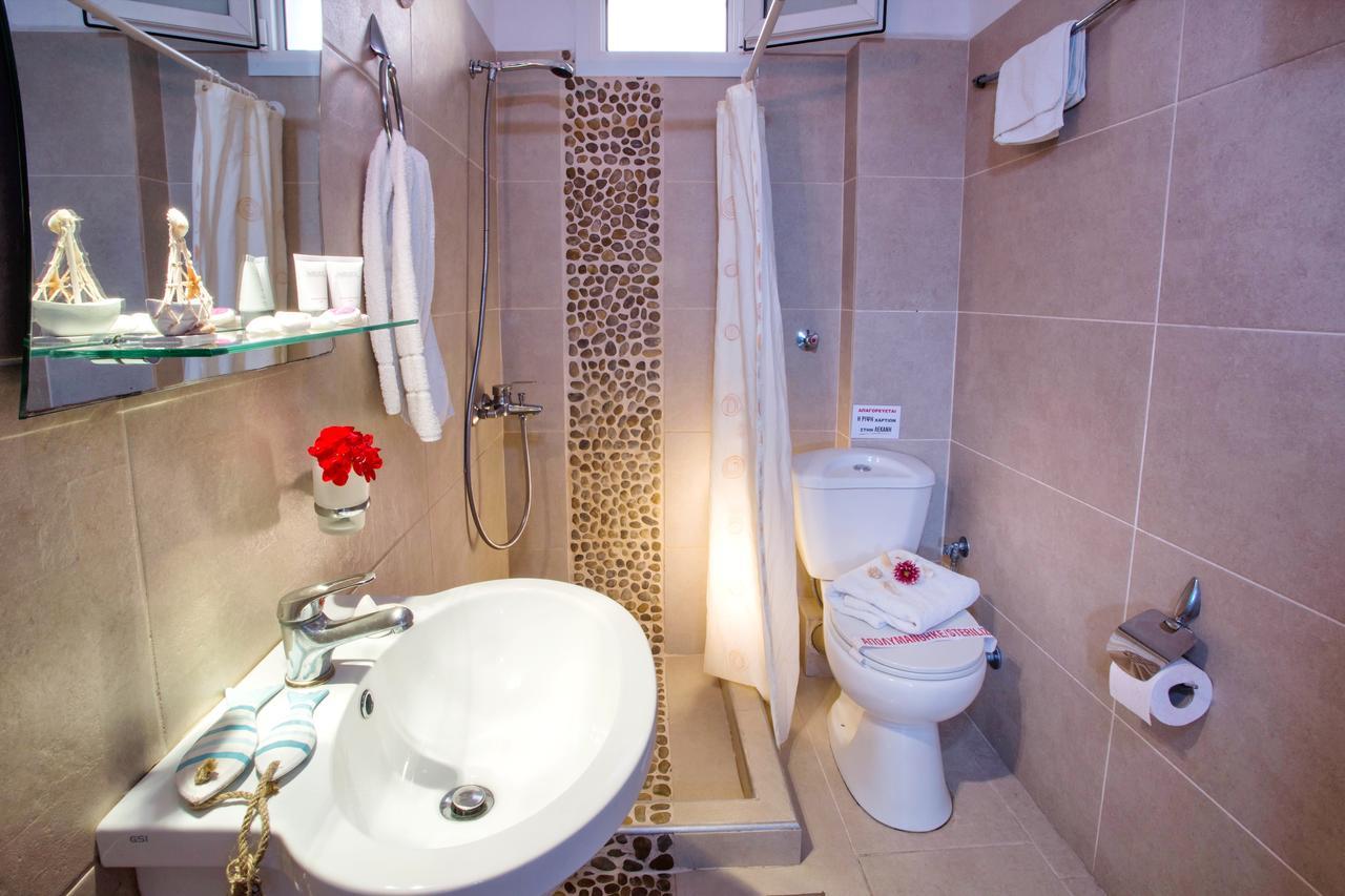 Golden Suites Ofrínion Eksteriør bilde