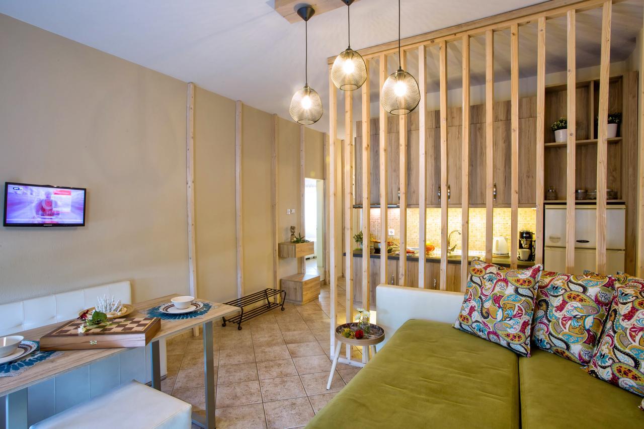 Golden Suites Ofrínion Eksteriør bilde