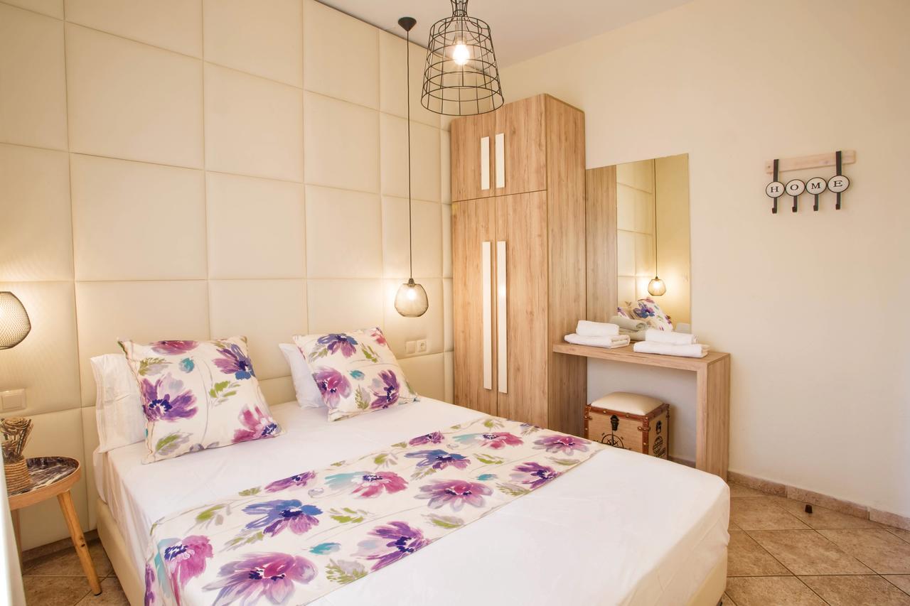 Golden Suites Ofrínion Eksteriør bilde